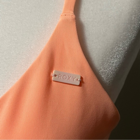 Roxy Beach Classics Athletic Triangle Bikini Top Peach - Picture 5 of 14